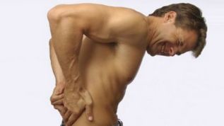 Πώς να ανακουφίσει τον πόνο στην πλάτη